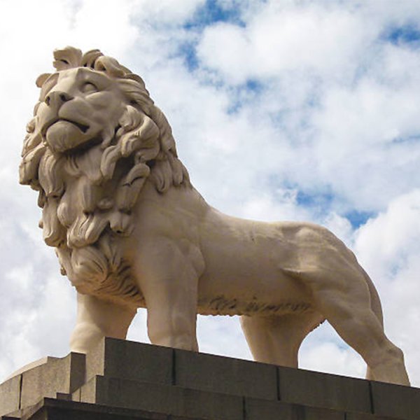 Монументальная скульптура животных