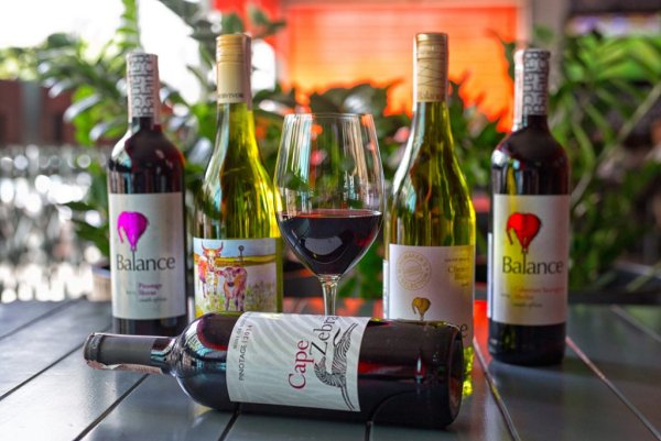 Международный день вина Шенен Блан