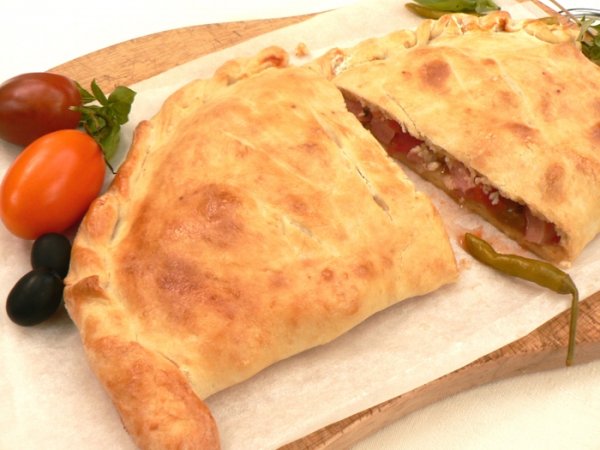 Кальцоне пепперони