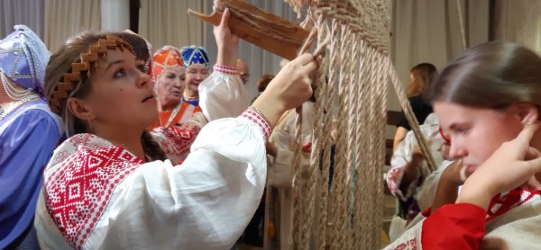 Льняница-богатая девица Чернушка