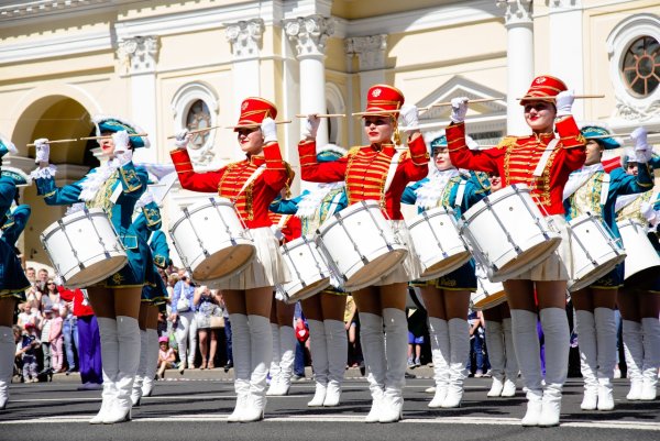 Барабанщики на параде