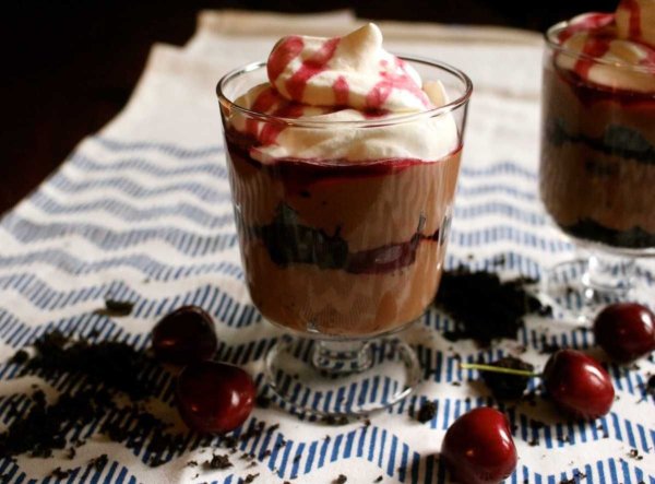 Шоколадное Парфе с вишней