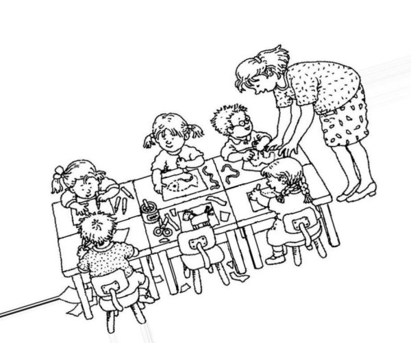 Раскраска. В детском саду